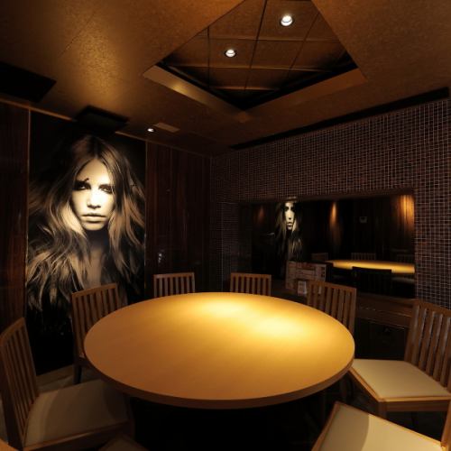 完全個室席あり。リクエスト予約のみでの対応となります。キャンセルの場合は何日前でも50%、当日100%となります