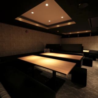 20명 등의 반 개인실입니다.【무제한 무제한】 【무제한 음료】 【무제한 음료】 【고기】 【단품 음료 무제한】 【시간 무제한】 【무제한】