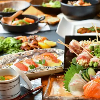 【時間無制限！食べ飲み放題】《17～22時限定》コスパ抜群！全80品食べ放題＆約90種飲み放題