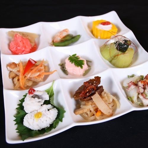 季節のおすすめ九点盛り