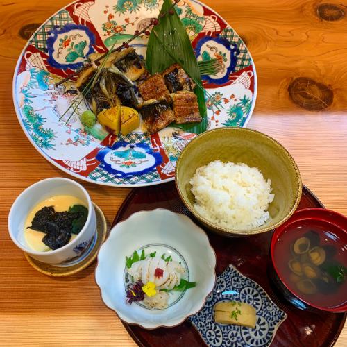 特上うなぎ 一本焼きランチセット