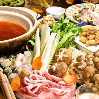 2H飲み放題「選べる鍋コース」黒毛和牛/旬の刺身5種盛/選べる鍋〈寄せ・チゲ・もつ鍋から1種〉 