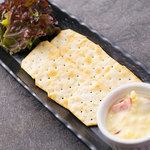 チーズのタルタルクラッカー