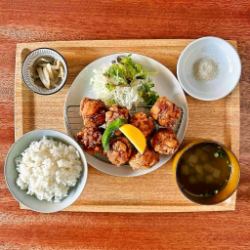 唐揚げ定食
