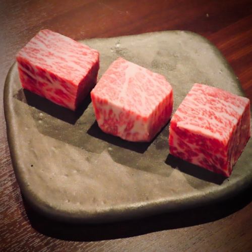 Compare Matsusaka beef and Kobe beef