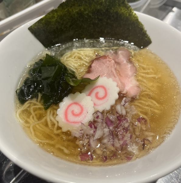 店主こだわりの煮干し中華そば！