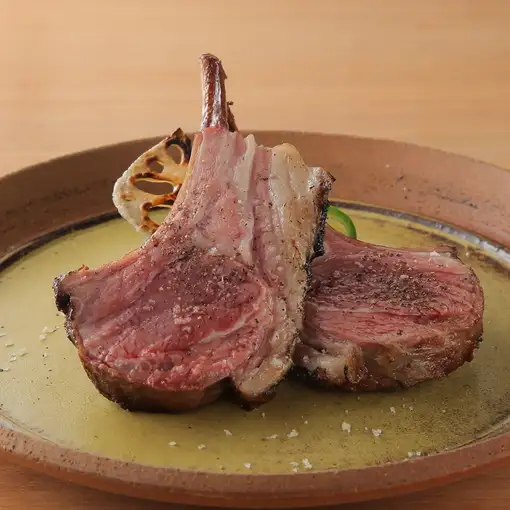 [Meat Lunch Course] Two-tiered appetizer platter, meat dish, hot pasta + all-you-can-drink