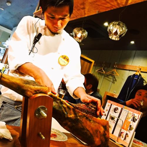世界上最好的意大利熏火腿“Jamon Iberico Bejota”