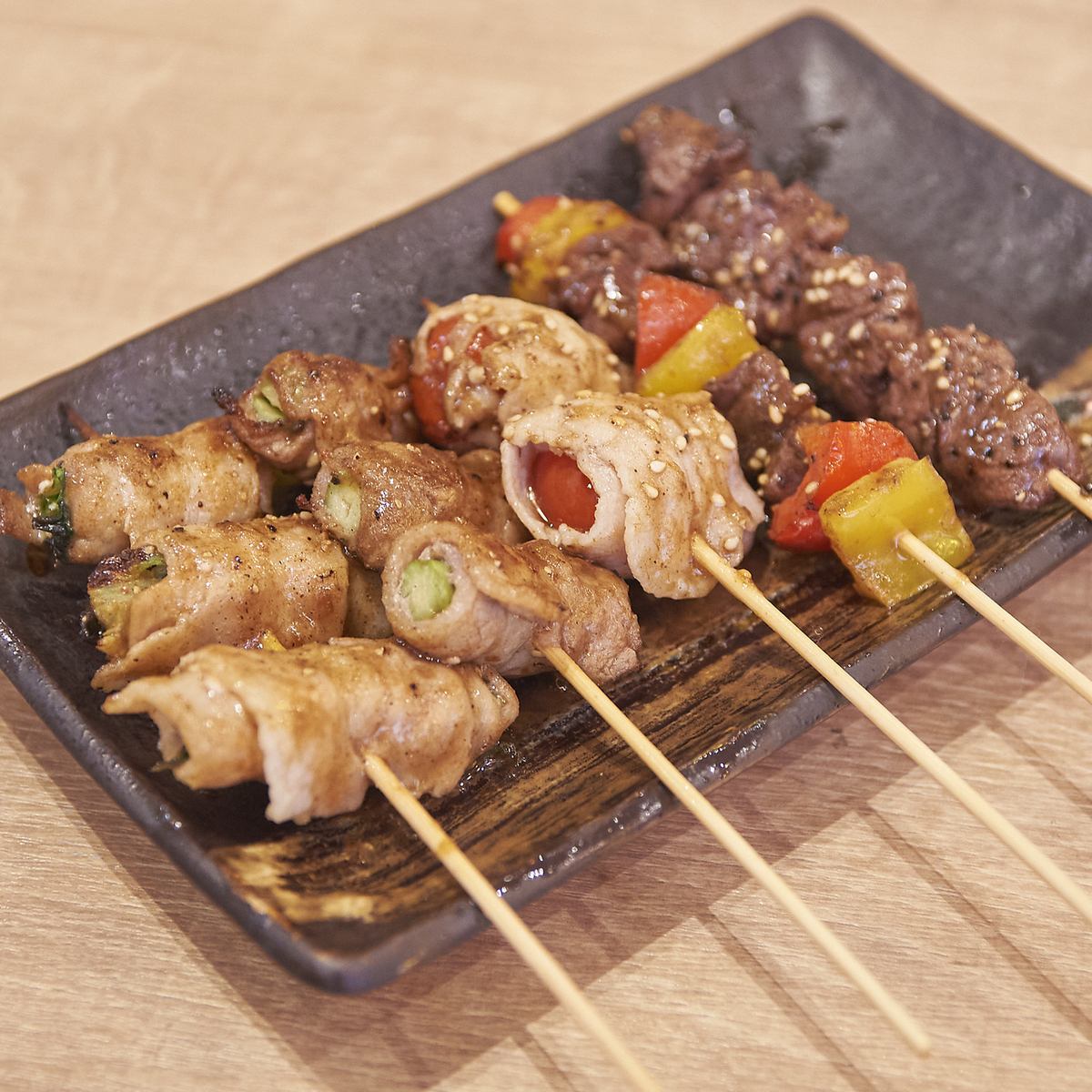 店自慢の串焼きは、台湾式自家製タレでじっくり焼き上げた逸品。