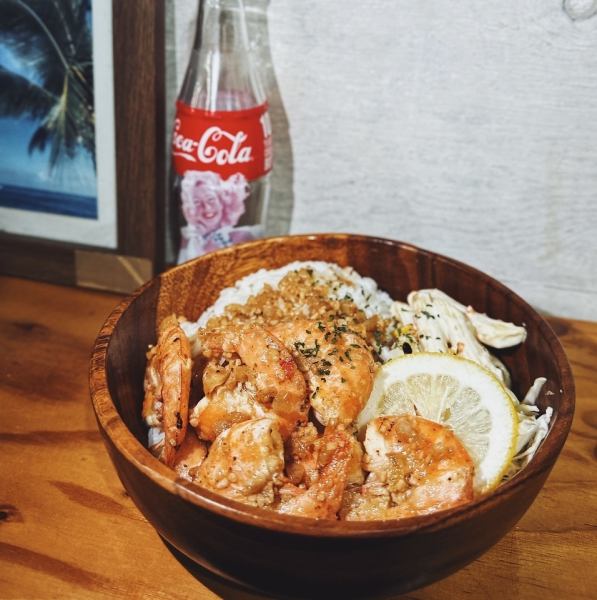 ◇ガーリック香る満足プレート◇大ぶりエビと旨みソースがクセになる【ハワイ風ガーリックシュリンプ】