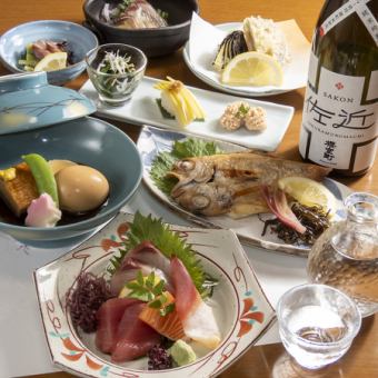 [Includes premium all-you-can-drink (120 minutes)] 5-6 dishes including sashimi! Seasonal omakase course 7,700 yen (tax included)♪