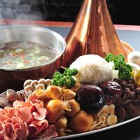 雲南薬膳きのこ火鍋～食べて身体の中から綺麗に～