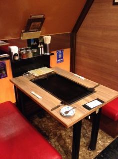 [2 seats] You can use it on a date! 3000 yen for 100 minutes [Okonomi-yaki] [Monja-yaki] All you can eat and drink.You can relax while eating Okonomiyaki.☆All the staff☆