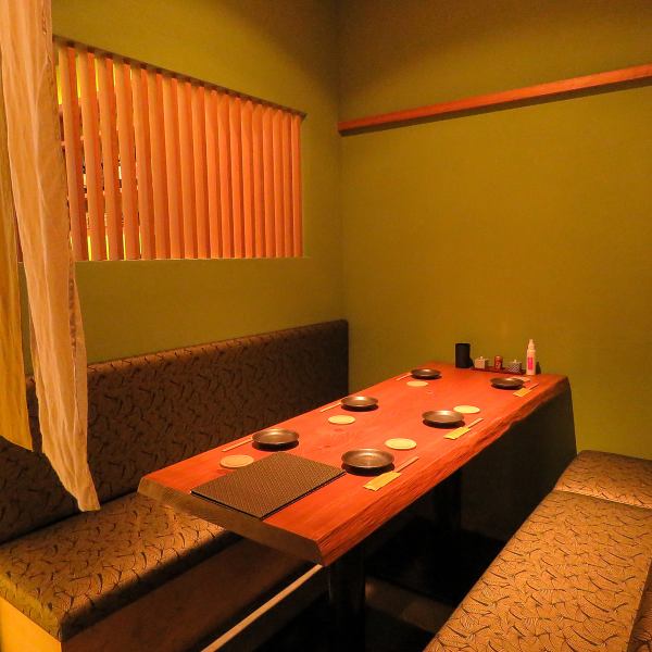 A popular table seat where you can relax.As it can seat up to 6 people, it is ideal for small banquets and girls' parties.Due to the popularity of the seats, we recommend early reservation if you wish ♪