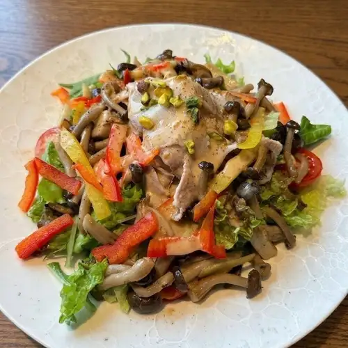 秋野菜と豚しゃぶの胡麻サラダ