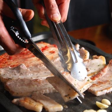 【1番人気！】2Ｈ飲放題付【サムギョプサルなど（全12品）食べ放題】4980円⇒4880円(2名様から)