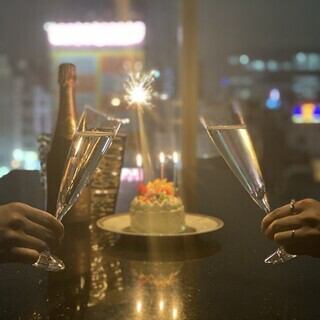 ☆★週年紀念套餐★☆ [13,000日元] {包含一整個蛋糕和餐前酒} 生日和周年紀念的完美之選