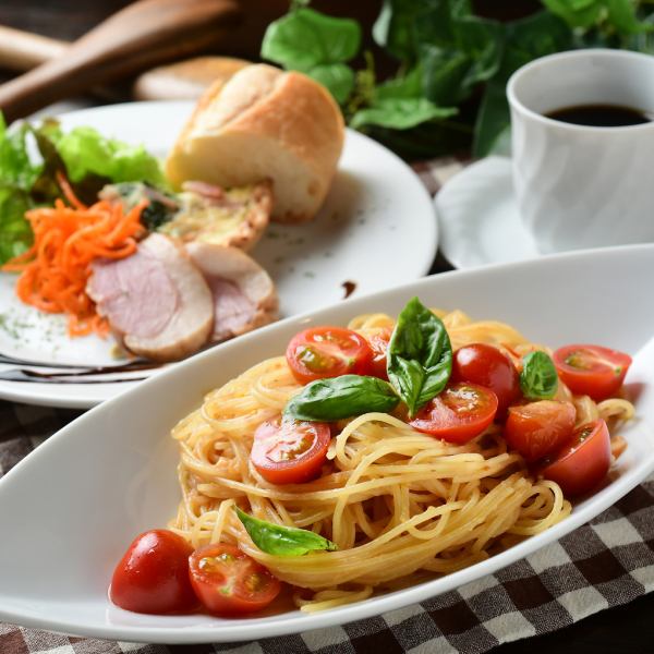 오톡한 점심 ♪ 종류 풍부하고 선택할 수있는 파스타가 ◎ 코스도 준비 ♪