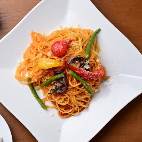 《7月・8月 平日(月～木)限定》☆120分飲み放題付☆パスタやスパイシーフリットなど【小宴会コース】全5品