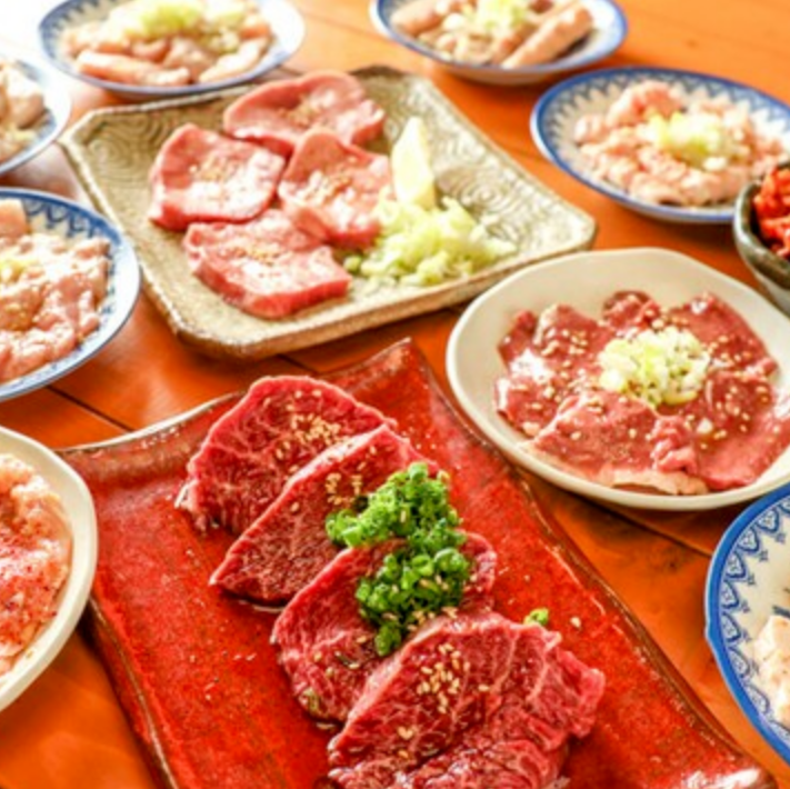 芝浦直送の新鮮ホルモンや厳選赤身肉を堪能！
