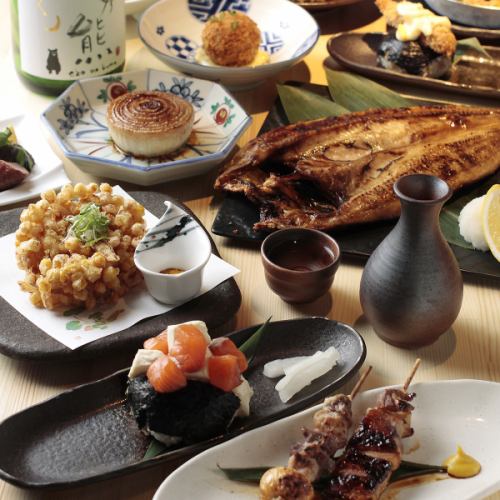 在丸宮享受北海道的恩惠。我們為您提供享受各種海鮮菜餚和當地時令食材的奢華時光。