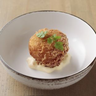 Crab cream croquette (1 piece)