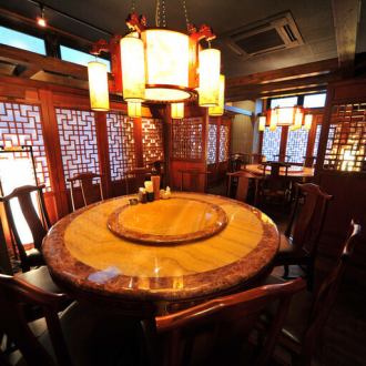 【完全個室】12名様円卓(2卓)のご利用は人数に合わせてご用意出来ます。お気軽にご相談ください！