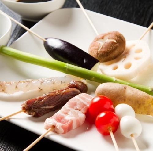 Various types of kushikatsu that are particular about the material