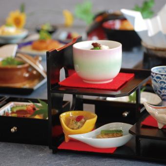 Monthly creative kaiseki course meal ◆Sea breeze meal (with hot spring)