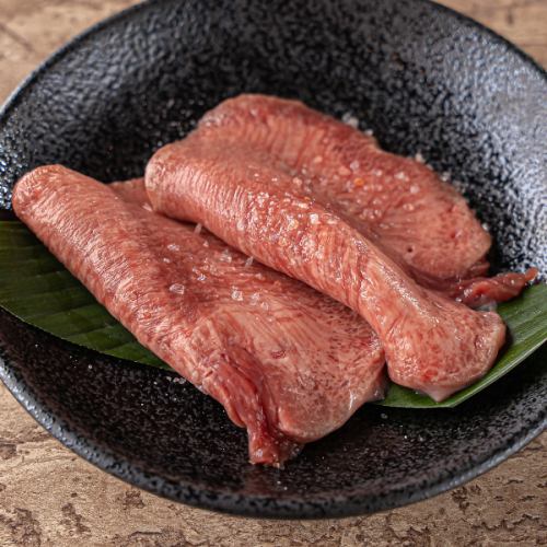 黑毛舌头（黑毛和牛）