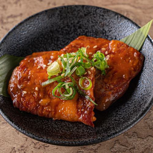 罕见的裙子牛排（神户牛肉）