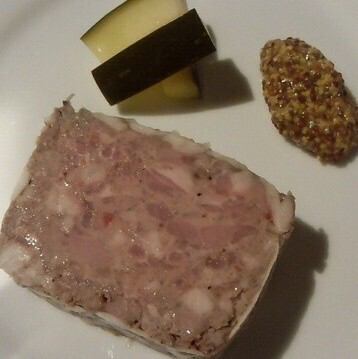 松阪ポークとレバーの田舎風パテ