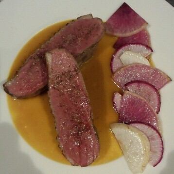 青森産鴨胸肉のロースト、オレンジソース