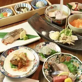 [September/October] Spring rolls with duck and silver salmon, enjoy seasonal seafood dishes with the "Taste" course + 120-minute all-you-can-drink course: 8000 yen