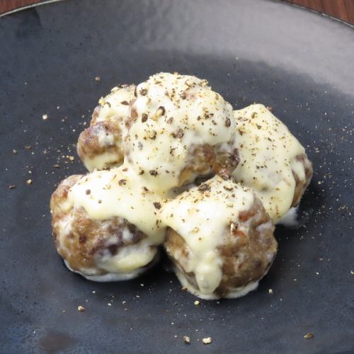 【常連様からも人気の一品☆】牛肉の手作りバルダンゴ