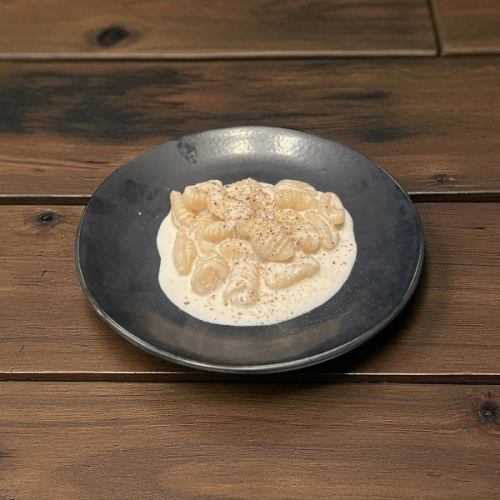 チーズソースのニョッキ