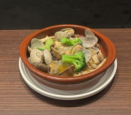 あさりとキノコのアヒージョ