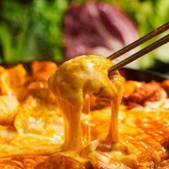 ★3 hours of all-you-can-drink x 7 dishes for 2,728 yen★The melty cheese stretches!Cheese Dakgalbi♪Cheese girls' party course!!