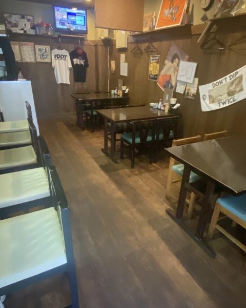 A relaxing interior◎There are 3 table seats for 5 people.It can accommodate up to 10 people, so it is also recommended for small parties.Please feel free to use it.We look forward to your visit.Senbero/Seafood/Izakaya/Obanzai/Yamato Yagi/Kintetsu/Yagi West Exit/Small group drinking party/Banquet/Private party/Small banquet/Counter/Nara/Kashihara/Welcome and farewell party