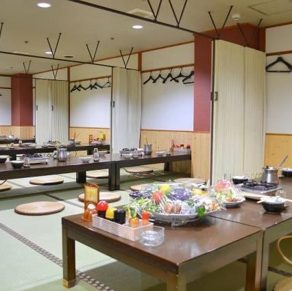 大宴会はもちろん少人数飲みも大歓迎！堀ごたつ式のお席でごゆっくりとお食事をお愉しみください♪