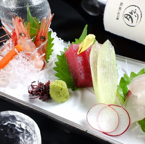 Assorted 3 types of sashimi