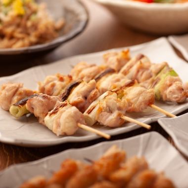 [周日～周四3小时高级无限畅饮]大山鸟烤鸡肉串套餐4,000日元