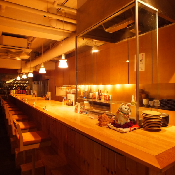 The shop's calm atmosphere is available in various scenes.Please use it for drinking alone, dating or anniversary.