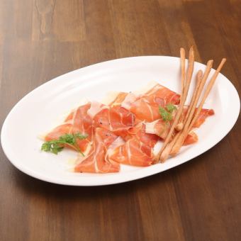 ヨーロッパ産プロシュートとグリッシーニ