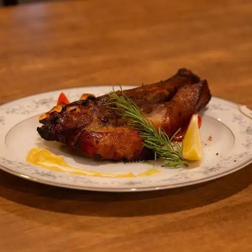 箱根スター★ポーク　スペアリブのＢＢＱ風「ロスティッチャーナ」