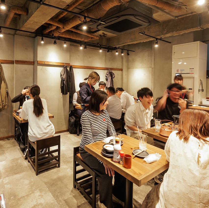 名古屋駅徒歩5分☆本格串焼きと刺身を味わうならココロザシ!