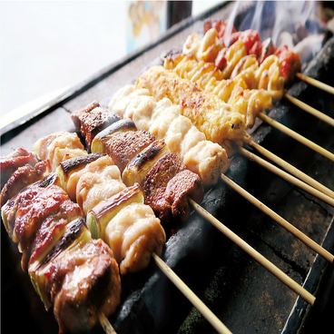 Carefully selected meat with a focus on freshness is carefully grilled over charcoal.