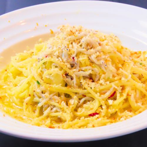 シラスとからすみのペペロンチーノ