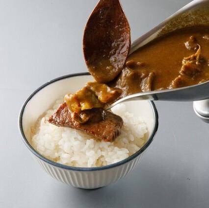ランチの〆は「よいちのまかないカレー」