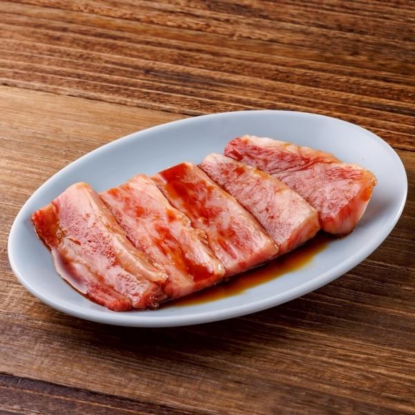 【12月3日新装開店】【驚きの699円】黒毛和牛A5カルビ